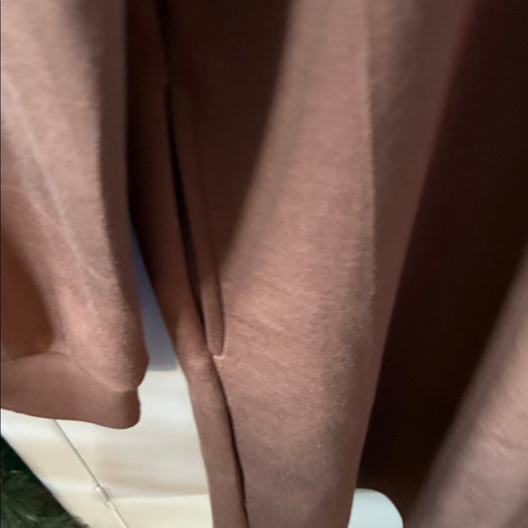 Wiholl sz S Brown Sweatshirt Dress nwt soft buttery feel with pockets - Picture 4 of 7